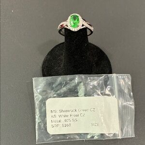 Shamrock Green and Silver Women's Ring